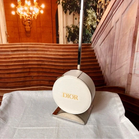 NWOT Dior Original Vanity case, a luxury item from French  Christian Dior - Picture 2 of 11